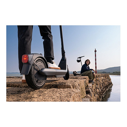 Ninebot by Segway Kickscooter E2 PRO E, чорний | Segway - 8