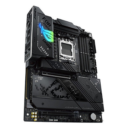 Asus ROG STRIX X870-F GAMING WIFI Сім'я процесорів AMD - 3