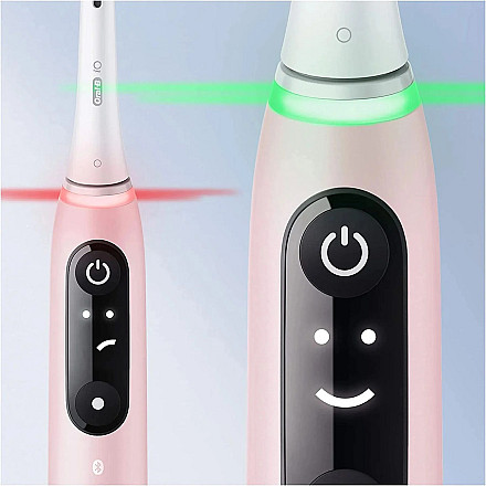 Oral-B Toothbrush + Travel Case iO6 Rechargeable For adults - 3