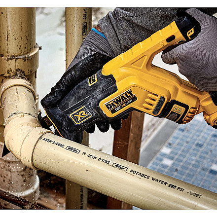 DEWALT | Linear Saw | DCS367N-XJ | 824 W | 18 V - 3