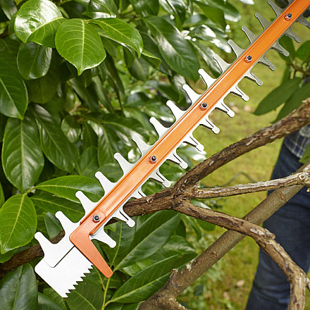 BLACK & DECKER | BEHTS301-QS | Hedge Trimmer - 2