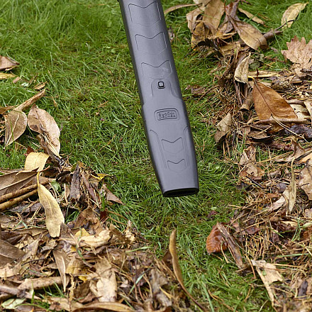 BLACK & DECKER | BEBLV301-QS | Leaf Blower - 7
