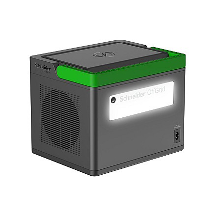 Przenośna stacja zasilająca APC OffGrid 730, litowo-jonowa 738 Wh, LCD, 2 gniazda CEE 7/3 Schuko, Sinewave, 3 USB-A, 2 USB-C, ładowarka bezprzewodowa - 4