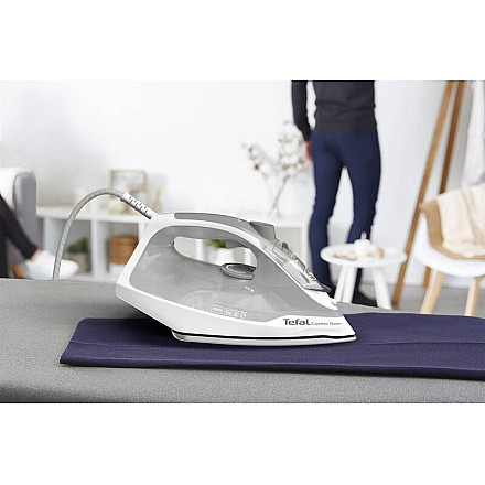 Tefal Express Steam Iron FV2863E1 - 4