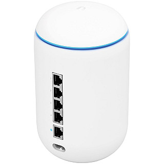 UBIQUITI UniFi Dream Machine