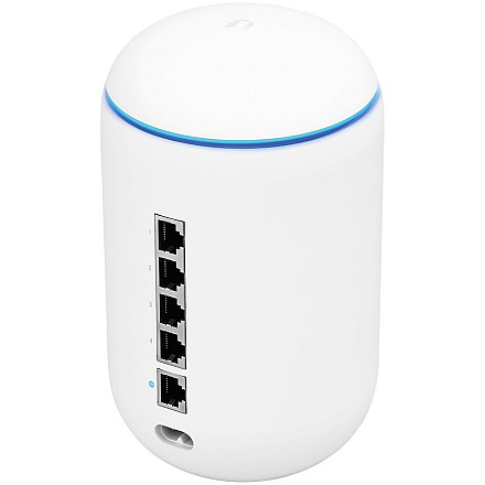 UBIQUITI UniFi Dream Machine - 1