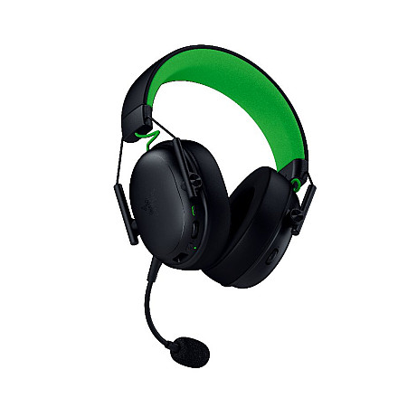 RAZER BlackShark V3 for Xbox - Gaming Headset - 2